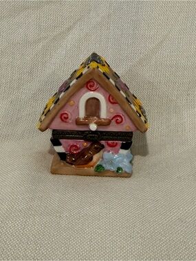 Vintage 2000- “Bird House” Porcelain Hinged Trinket Box